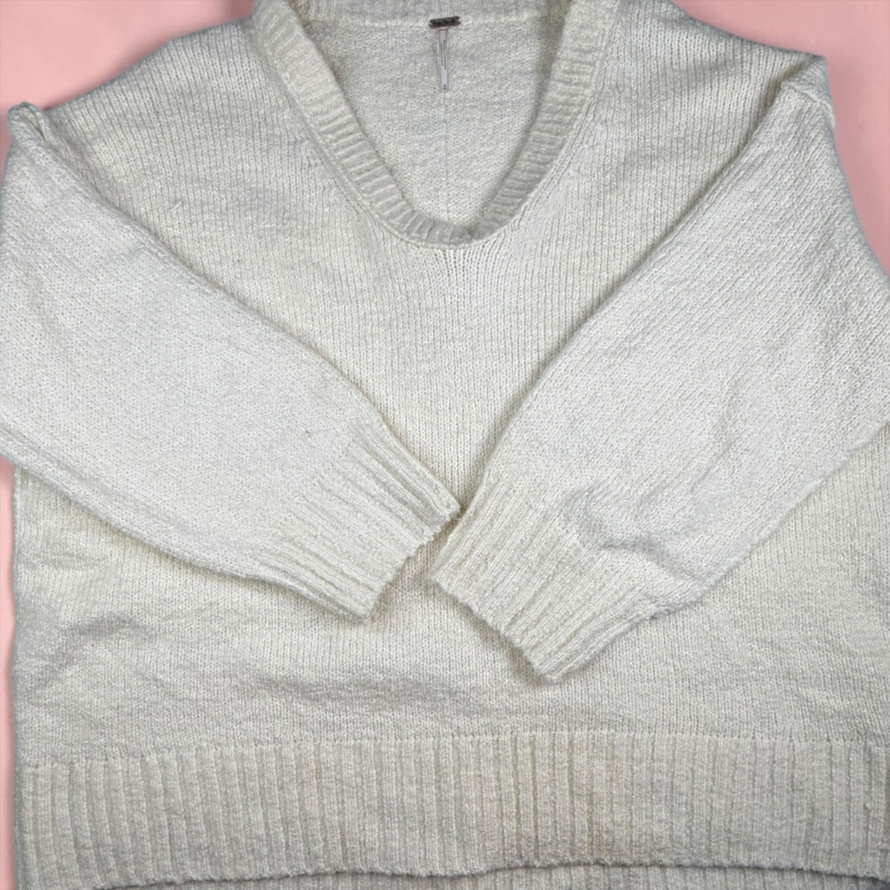 Free People Oversized Ivory Slouchy Scoop Neck women’s M